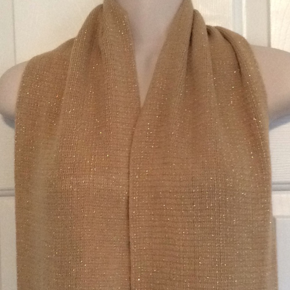 Metallic leopard print acrylic scarf - Picture 3 of 4